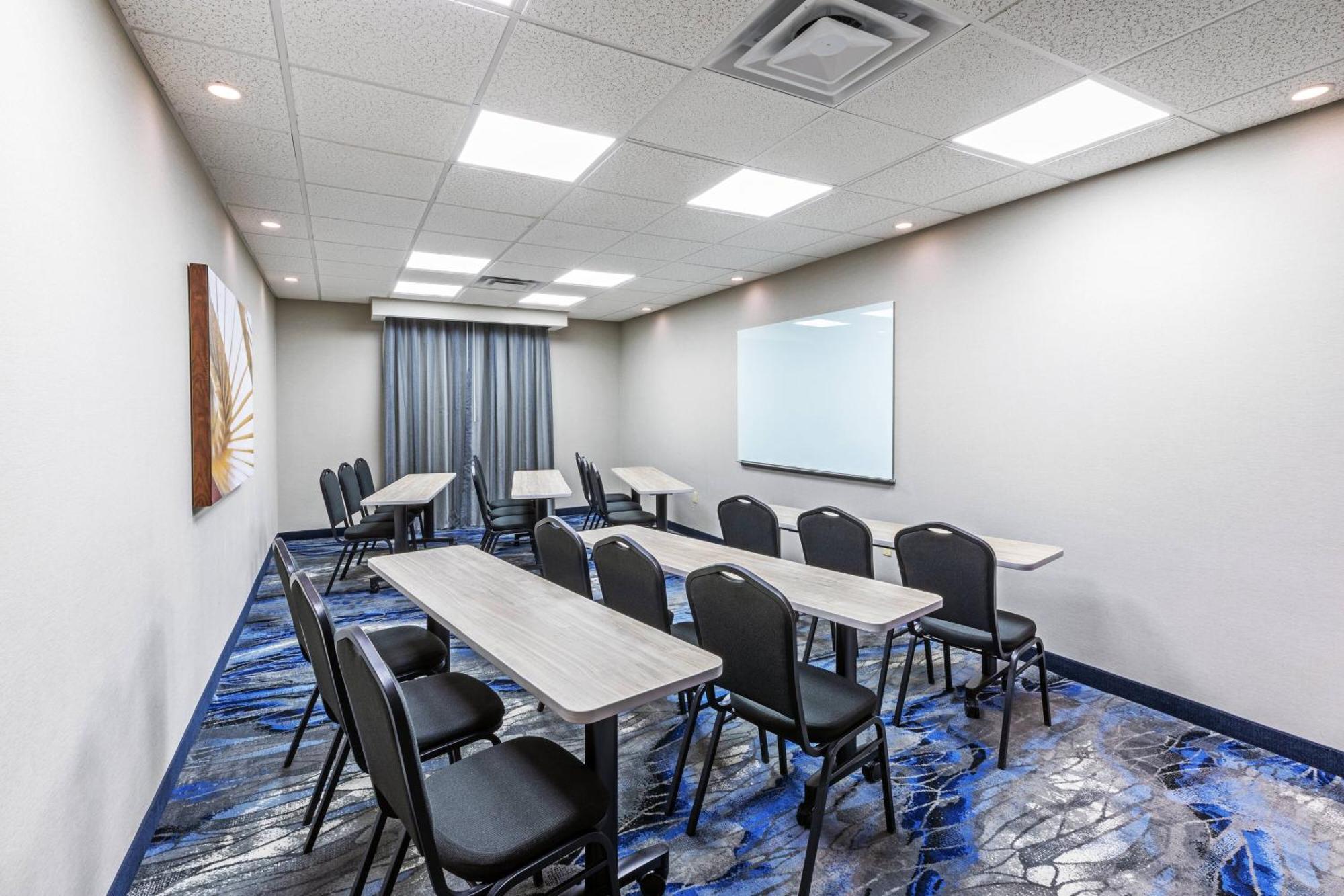 Fairfield Inn & Suites Tulsa Downtown Arts District Экстерьер фото
